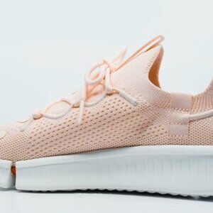 UNOS BY SZ Adult Sneakers Size 12.5-13.5 Men's or 14-15 Women's